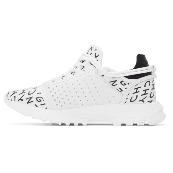 Givenchy White and Black Refracted Logo Spectre Runner
Sneakers Size 44 - Picture 2 of 8
